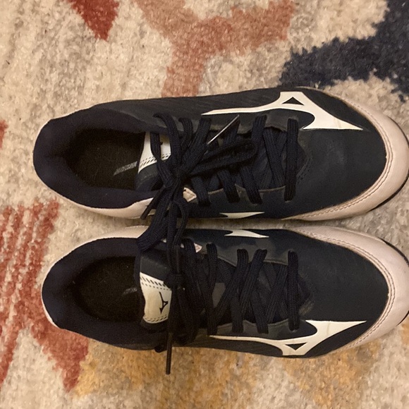 These are little boys baseball cleats. Some free home - Picture 2 of 6